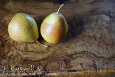 DSC07310-2-pair-pears-olive-wood-3x2cp-terry-boswell-wm